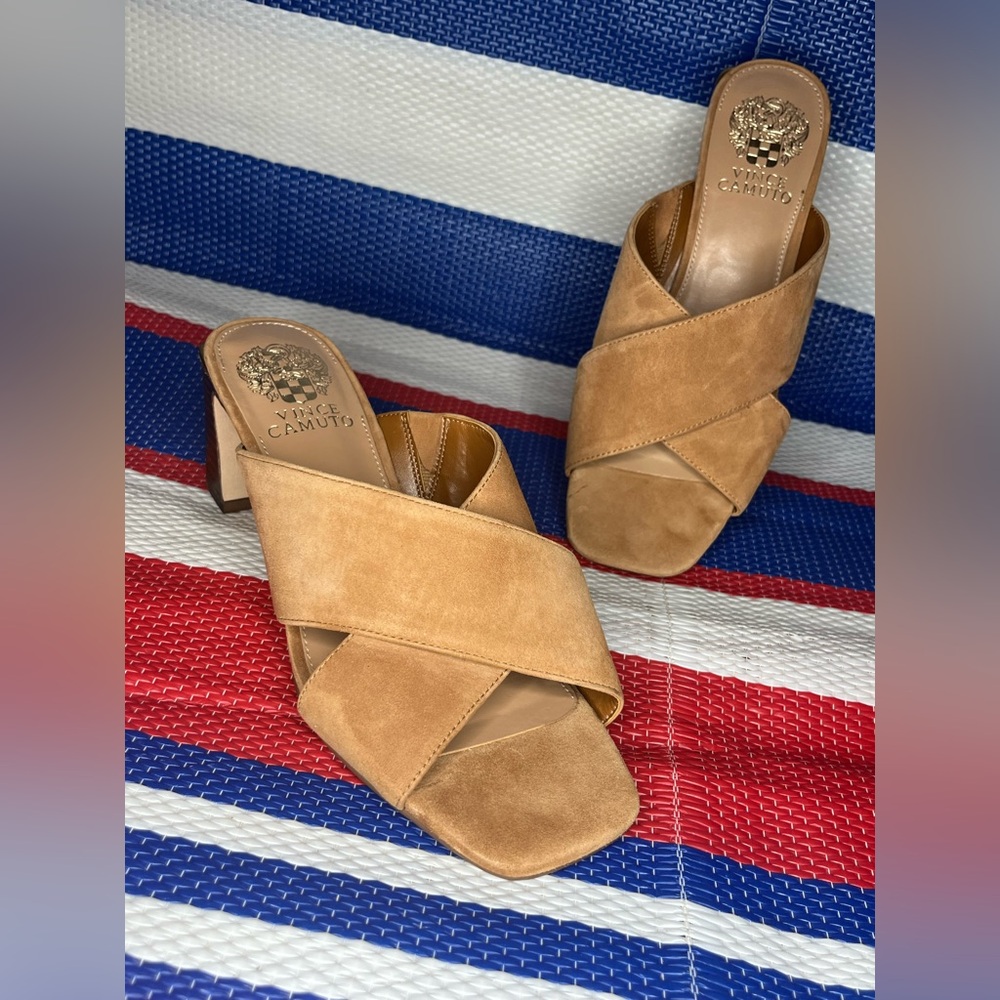 NWOT Vince Camuto Slip On Suede Criss Cross Stap Tan Women's Block Heels Mules 8 - Picture 2 of 16